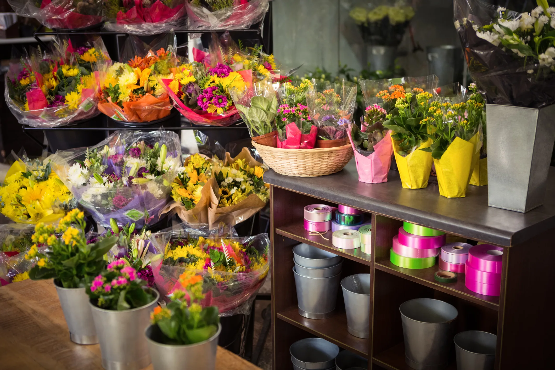 retail floral supplies